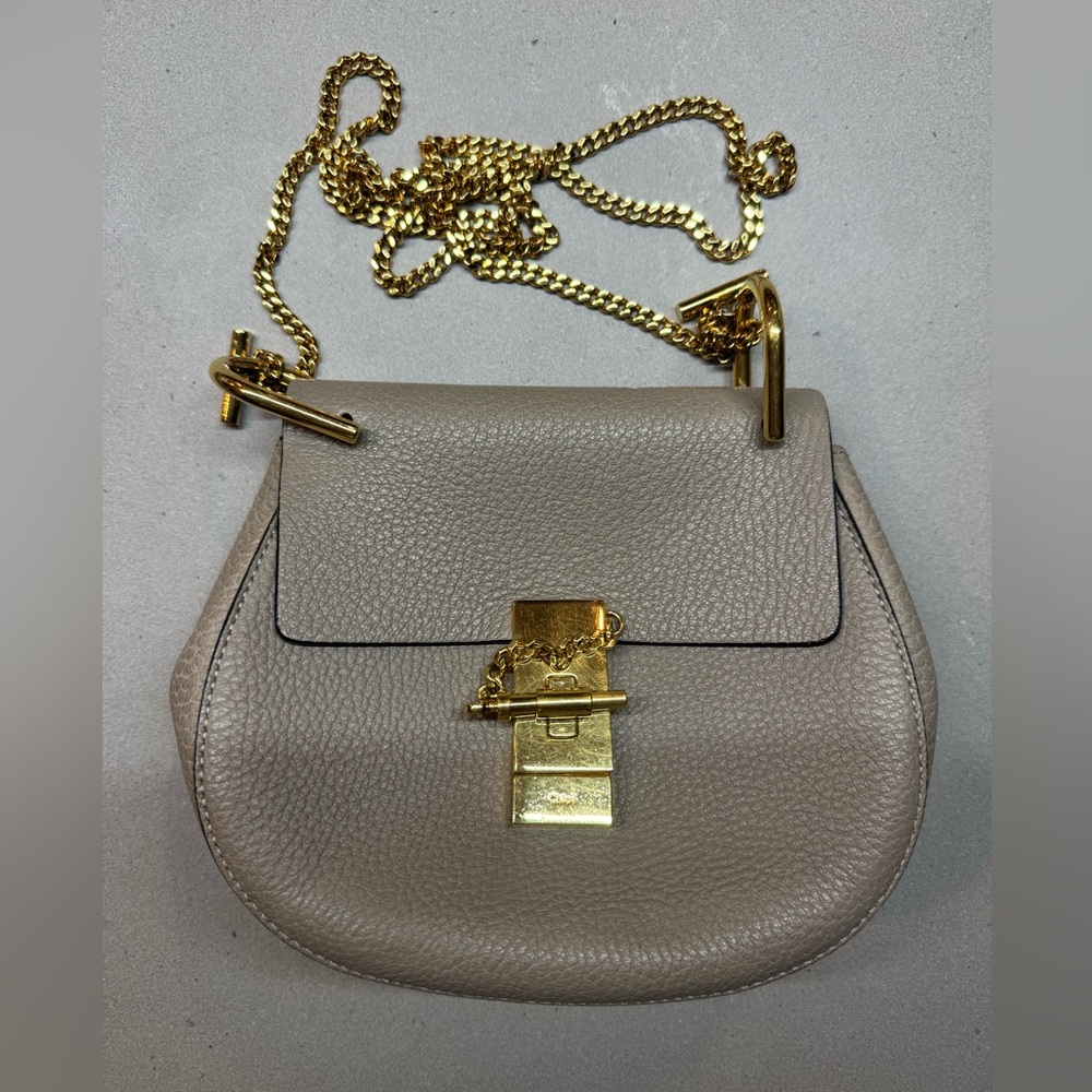 Chloe Drew Shoulder Bag Nano with Gold Chain
